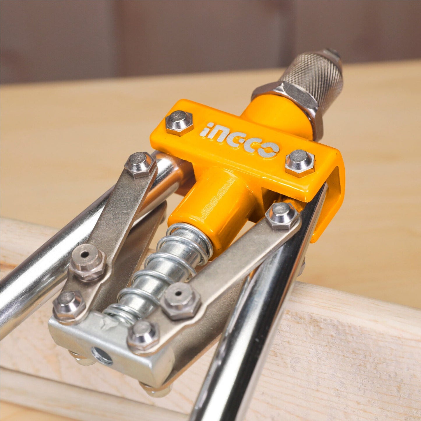 INGCO 17" Hand Riverter Long Arm Pop Rivert Heavy Duty For 3.2mm 4mm & 4.8mm - TOGA Multiverse