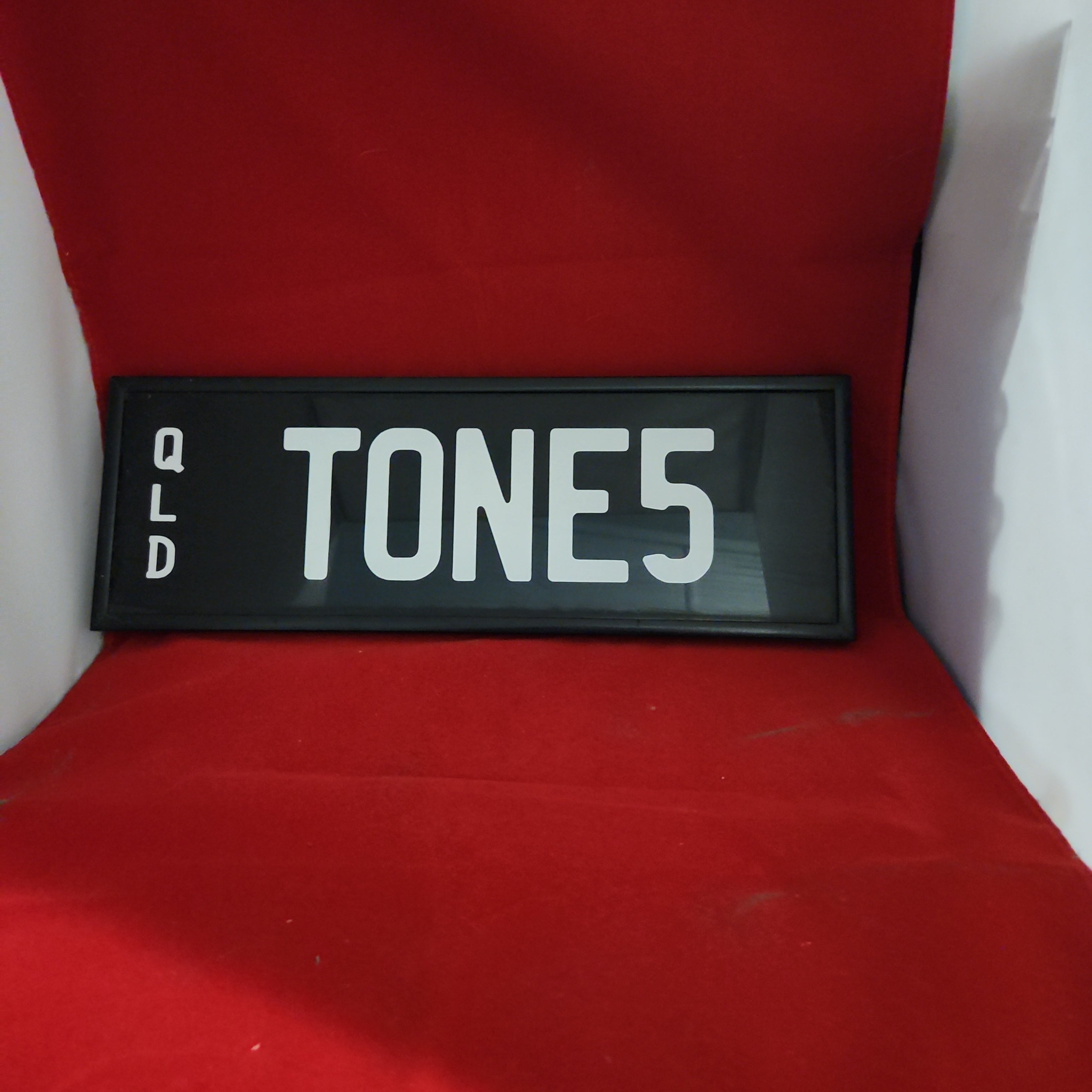 T0ne5 tones prestige Queensland numberplates, including accessory plate - TOGA Multiverse
