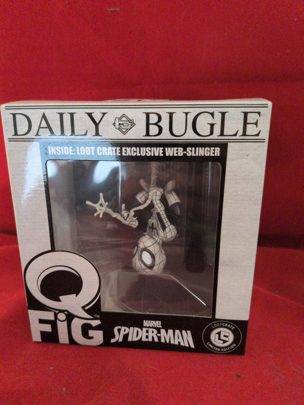 Spider-Man black and white Q-fig - TOGA Multiverse